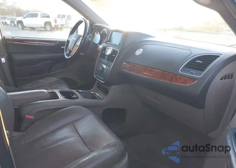 2016 Chrysler Town & Country Limited Platinum from USA, damaged, VIN 2C4RC1GG0GR105192